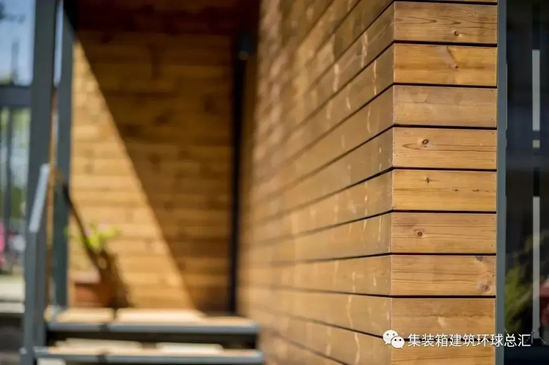 【集装箱房屋·建筑】 大使馆御用建材,金色发光的可持续结构!(图12) 图片